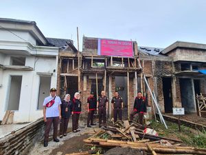 Jaksa Sita Rumah Eks Pimcab Bulog Pinrang terkait Kasus 500 Ton Beras Hilang Jaksa Sita Rumah Eks Pimcab Bulog Pinrang terkait Kasus 500 Ton Beras Hilang