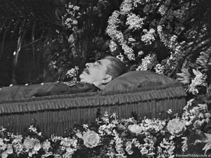 Kembalinya Kultus Josef Stalin di Rusia Masa Kini Kembalinya Kultus Josef Stalin di Rusia Masa Kini