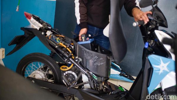 Konversi Jadi Motor Listrik Juga Dapat Subsidi, Catat Syaratnya!