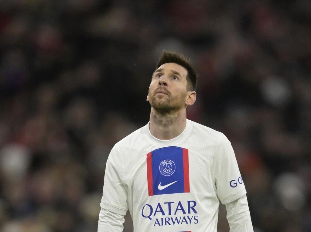 Legenda Prancis Ini Tak Terima Messi Dikritik Legenda Prancis Ini Tak Terima Messi Dikritik