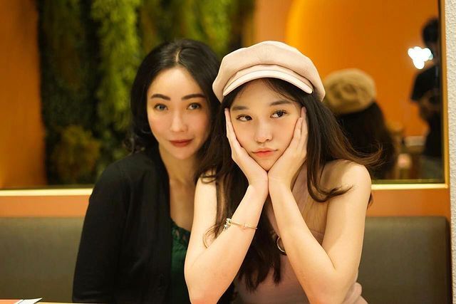 Livy Renata dan Sang Ibunda