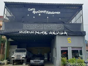 Mengobati Rindu dan Melihat Jejak Nike Ardilla Mengobati Rindu dan Melihat Jejak Nike Ardilla