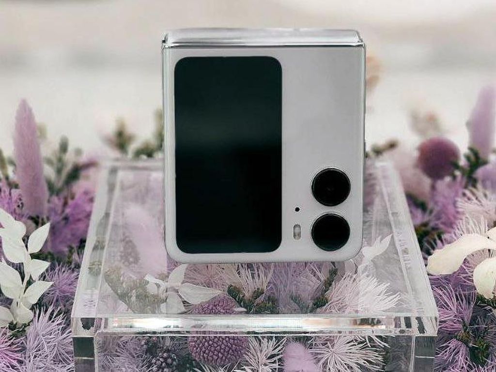 Fantastis! 2 Unit OPPO Find N2 Flip Laku Dilelang Rp 230 Juta Fantastis! 2 Unit OPPO Find N2 Flip Laku Dilelang Rp 230 Juta