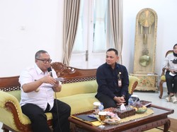 Bupati Sukabumi Paparkan Pembangunan Pertanian ke Biro GTK Sesmilpres