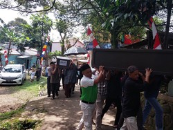 Ayah dan Anak Korban Kebakaran Plumpang Dimakamkan Bersebelahan di Bogor