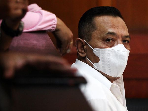 Ekspresi Suko Sutrisno dan Abdul Haris di Sidang Vonis Tragedi Kanjuruhan
