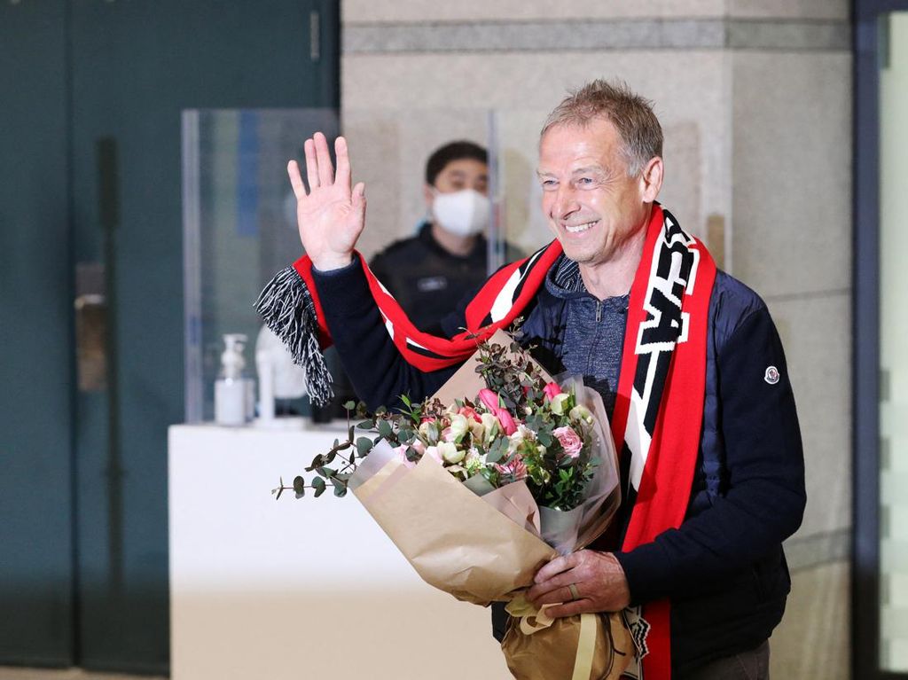 Juergen Klinsmann Tiba di Korea, Langsung Targetkan Juara Piala Asia! Juergen Klinsmann Tiba di Korea, Langsung Targetkan Juara Piala Asia!