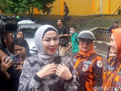 Tanpa Dipaksa Ferry, Venna Melinda Pasti Kembalikan Barang-barangnya