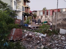 WNA Suriah Pemilik KTP Bali Beralamat di Lahan Kosong Penuh Puing