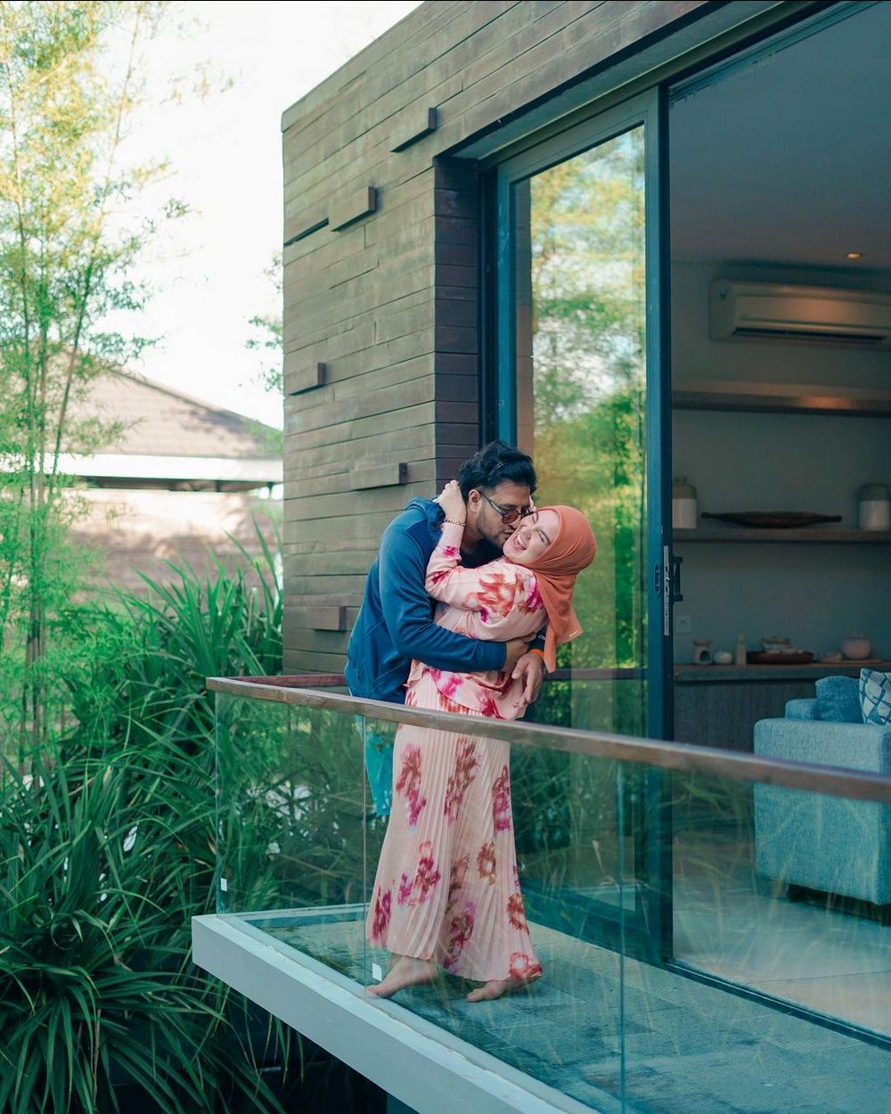 Ammar Zoni dan Irish Bella.