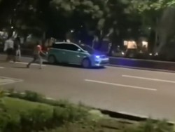 Viral Balap Liar Mobil di Grogol Dilempari Batu oleh Warga