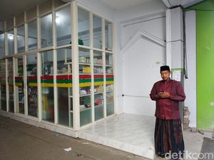 Aksi Ustaz-Kepala MTs Rusak-Curi Bank Syariah Ponpes Berujung Dilaporkan Polisi Aksi Ustaz-Kepala MTs Rusak-Curi Bank Syariah Ponpes Berujung Dilaporkan Polisi