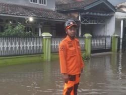 Banjir di Tangsel Bertambah Jadi 6 Titik, Tinggi Air Capai 60 Cm