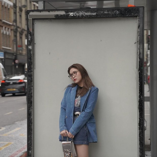 Gaya fashion Yeri Red Velvet