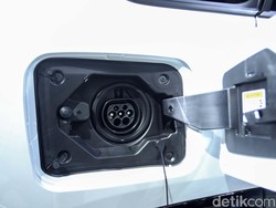 China Mulai Berlomba-lomba Ekspor Mobil Hybrid