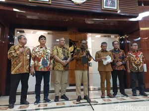 PPATK Temukan Transaksi Janggal di Banyak Kementerian, Ini Kata Mahfud PPATK Temukan Transaksi Janggal di Banyak Kementerian, Ini Kata Mahfud