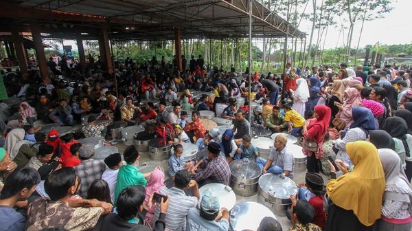 Patut Ditiru! Keakraban Warga Lereng Merapi Saat Nyadran Bareng