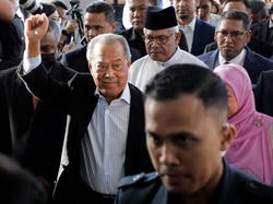Sempat Ditahan, Muhyiddin Yassin Bebas dengan Jaminan Rp 6,8 M