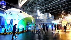 Mengunjungi Museum Militer Dunia Aurai di China
