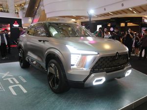 SUV Baru Mitsubishi Penantang HR-V Bakal Ada Versi Hybrid, tapi... SUV Baru Mitsubishi Penantang HR-V Bakal Ada Versi Hybrid, tapi...