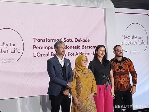Perayaan satu dekade L'Oreal Beauty for a Better Life yang turut dihadiri PLT. Asisten Deputi Pengarusutamaan Gender Bidang Ekonomi, Kementerian Pemberdayaan Perempuan dan Perlindungan Anak RI, Eko Novi Ariyanti
