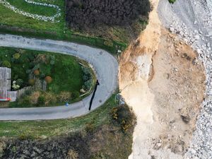 Potret Tebing Cap Fagnet di Prancis Tergerus Erosi