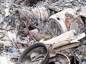 Rumah Nenek Ratimah Hancur Usai Dibakar Sang Cucu di Pangandaran Rumah Nenek Ratimah Hancur Usai Dibakar Sang Cucu di Pangandaran