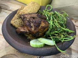 Pedas Mantap Kuliner Sambal Bakar di Dipatiukur Bandung