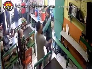 Pedagang di Gambir Nyaris Dipukul gegara Makanan yang Dipesan Kosong