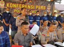 2 Kakek Pengedar Uang Dolar Palsu Senilai Rp 1,3 M Dibekuk di Sragen