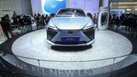 Wajah Lexus RZ BEV, Cocok Nih Buat Konglomerat RI