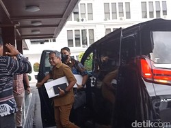 Wamenkeu cs Sambangi Kantor Mahfud Md Bahas Transaksi Janggal Rp 300 T