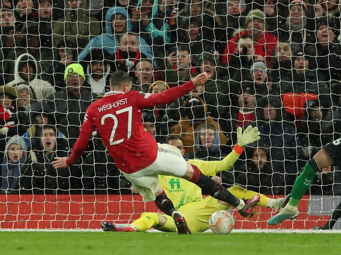 Soccer Football - Europa League - Round of 16 - First Leg - Manchester United v Real Betis - Old Trafford, Manchester, Britain - March 9, 2023 Manchester United's Wout Weghorst scores their fourth goal REUTERS/Phil Noble