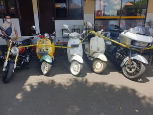 Penampakan Motor-motor Limited Edition Wahyu Kenzo yang Disita Polisi Penampakan Motor-motor Limited Edition Wahyu Kenzo yang Disita Polisi