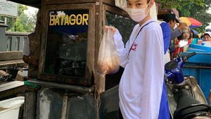 Ngakak! Ini Jadinya Kalau BLACKPINK Jajan Batagor dan Nasi Padang