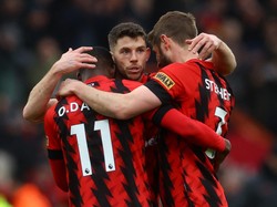 Bournemouth Kepepet, Liverpool pun Dibabat