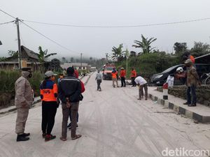 Merapi Erupsi, Kepala Badan Geologi: Belum Ada Instruksi Evakuasi Merapi Erupsi, Kepala Badan Geologi: Belum Ada Instruksi Evakuasi