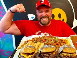 Gokil! YouTuber Ini Lahap 3 Burger Jumbo dan 1 Kg Kentang Goreng
