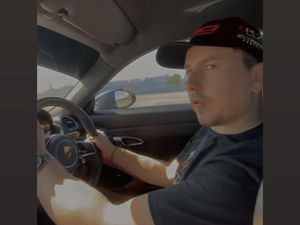 Sebut Sirkuit Mandalika Unik, Jorge Lorenzo Suka Blind Spot Sebut Sirkuit Mandalika Unik, Jorge Lorenzo Suka Blind Spot
