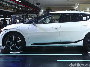 KIA EV6 Mobil 1,2 Miliar Kini Ada Yang Punya KIA EV6 Mobil 1,2 Miliar Kini Ada Yang Punya