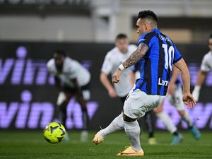 Buruknya Eksekusi Penalti Lautaro Buruknya Eksekusi Penalti Lautaro