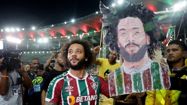 Foto: Marcelo Pulang Kampung, 30 Ribu Fans Sambut di Maracana