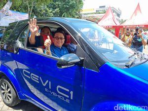 Ini Mobil Listrik Buatan Mahasiswa Ubaya yang Diklaim Berbeda-Terjangkau Ini Mobil Listrik Buatan Mahasiswa Ubaya yang Diklaim Berbeda-Terjangkau