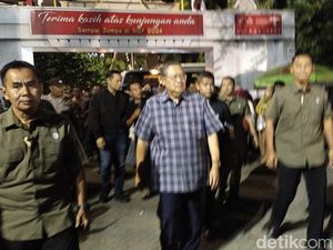 SBY, AHY dan Annisa Pohan Malam Minggu di Benteng Vastenburg Solo