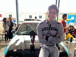 Teuku Ryan Debut Balapan Langsung Juara 2, Dipersembahkan untuk Ria Ricis