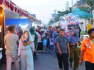 Kemeriahan Tradisi Dandangan di Kudus untuk Sambut Ramadan