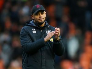 Vincent Kompany Kena Karma dari Cristiano Ronaldo?