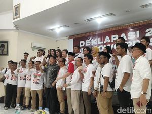 Deklarasi Prabowo Mania 08: Kader Terbaik Lanjutkan Kepemimpinan Jokowi Deklarasi Prabowo Mania 08: Kader Terbaik Lanjutkan Kepemimpinan Jokowi