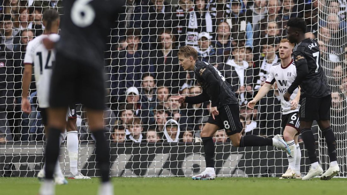 Arsenal cukur Fulham. (Foto: AP/Ian Walton)