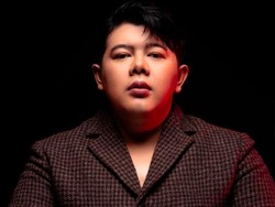 Chairul Giano Nekat Nyanyi Dangdut Tak Peduli Komentar Jelek Netizen